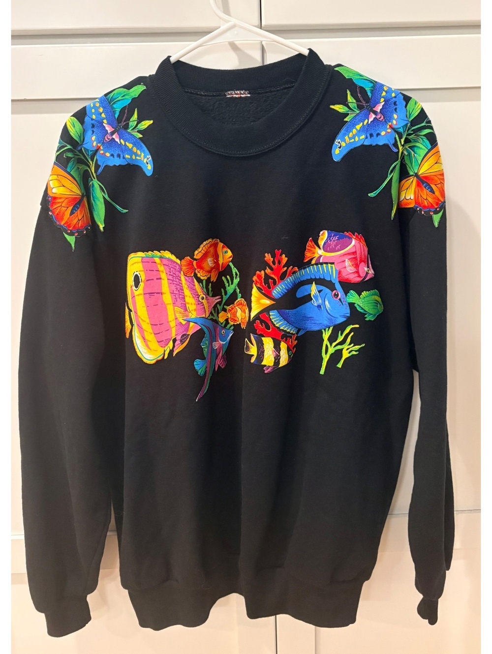 80s/90s Vintage Crewneck w/ Tropical Fish and Butterfly Print, Size L/XL